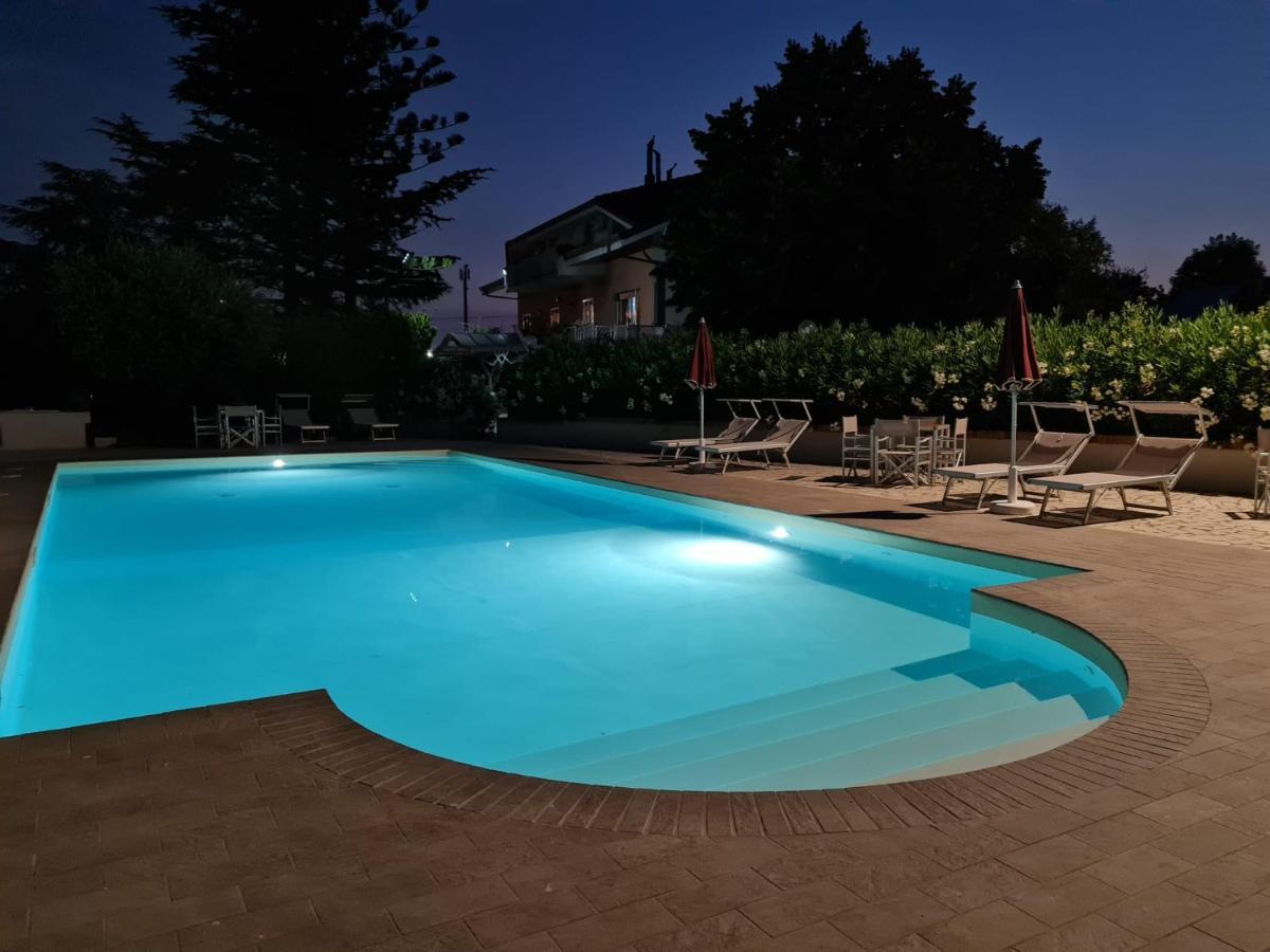 Le Bisceglie ξενώνας Albanella Εξωτερικό φωτογραφία