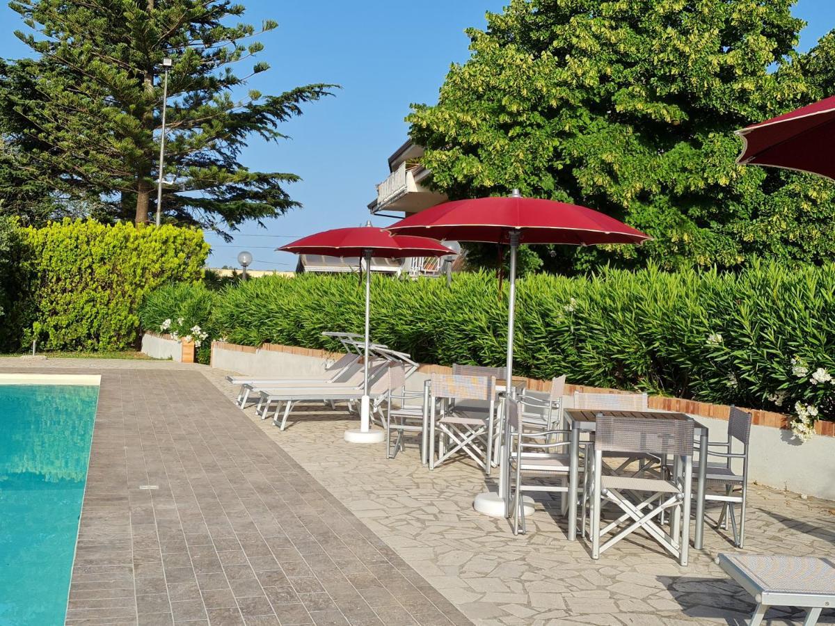 Le Bisceglie ξενώνας Albanella Εξωτερικό φωτογραφία